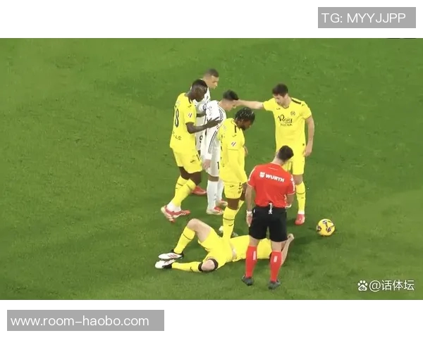 姆巴佩强势突破库巴西防线为皇马赢得宝贵角球机会